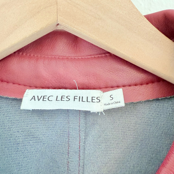 Avec Les Filles Women's Maroon Red Button Up Shirt Size Small NWT - Picture 5 of 8